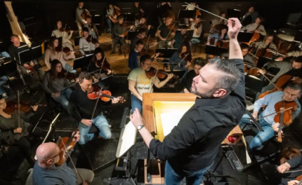 Enrico Calesso, fra rigore e poesia. Intervista al direttore Musicale Stabile del teatro Verdi di Trieste